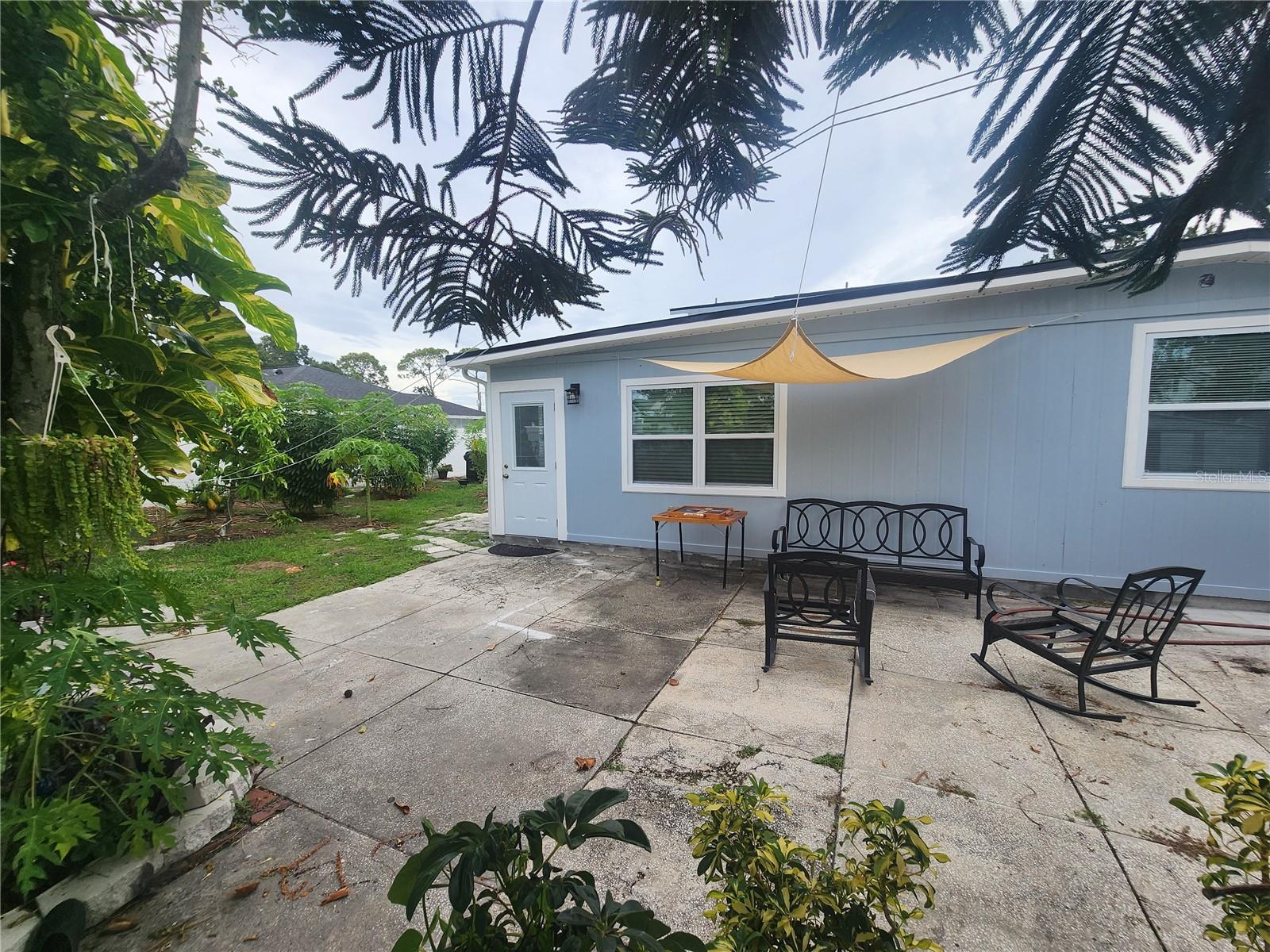 7715 W POCAHONTAS AVE, TAMPA, FL, 33615