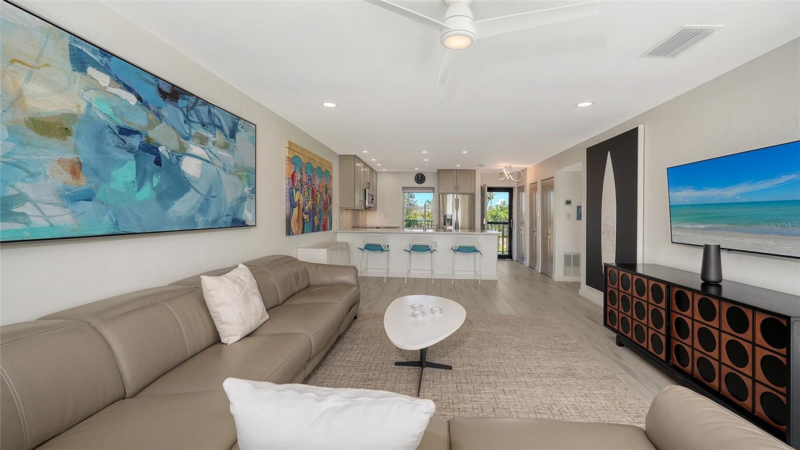 4500 GULF OF MEXICO DR #202, LONGBOAT KEY, FL, 34228