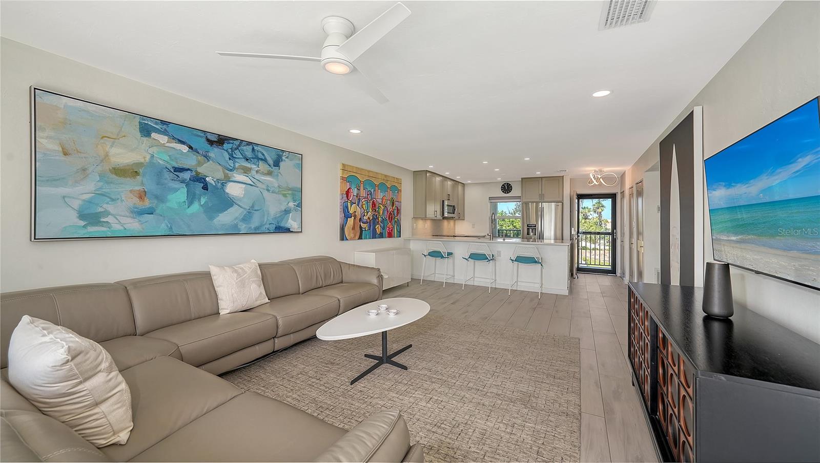 4500 GULF OF MEXICO DR #202, LONGBOAT KEY, FL, 34228