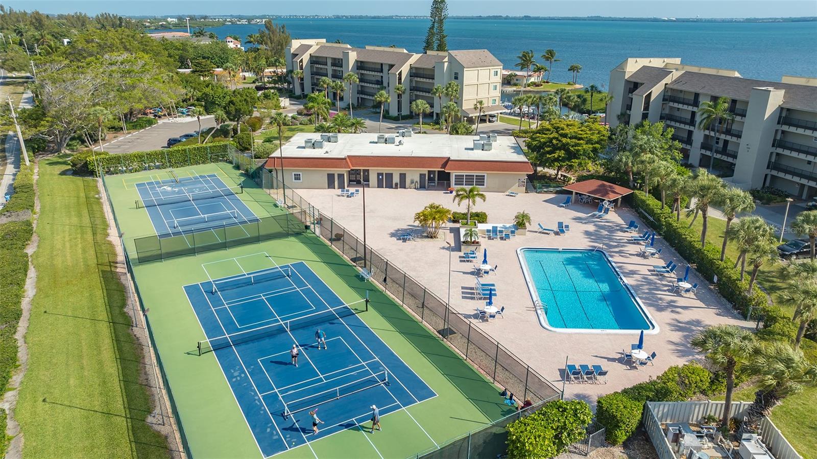 4500 GULF OF MEXICO DR #202, LONGBOAT KEY, FL, 34228