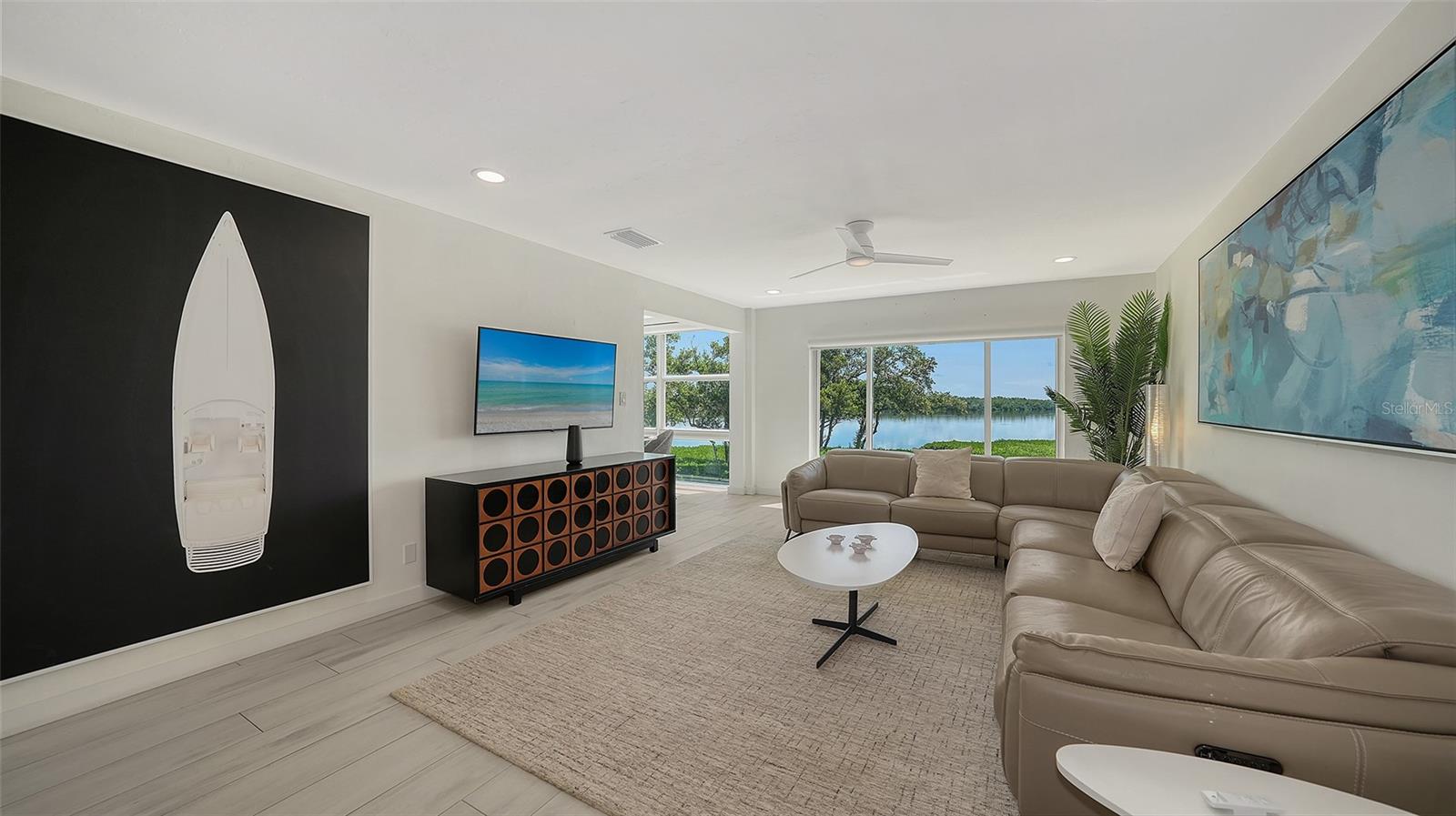 4500 GULF OF MEXICO DR #202, LONGBOAT KEY, FL, 34228