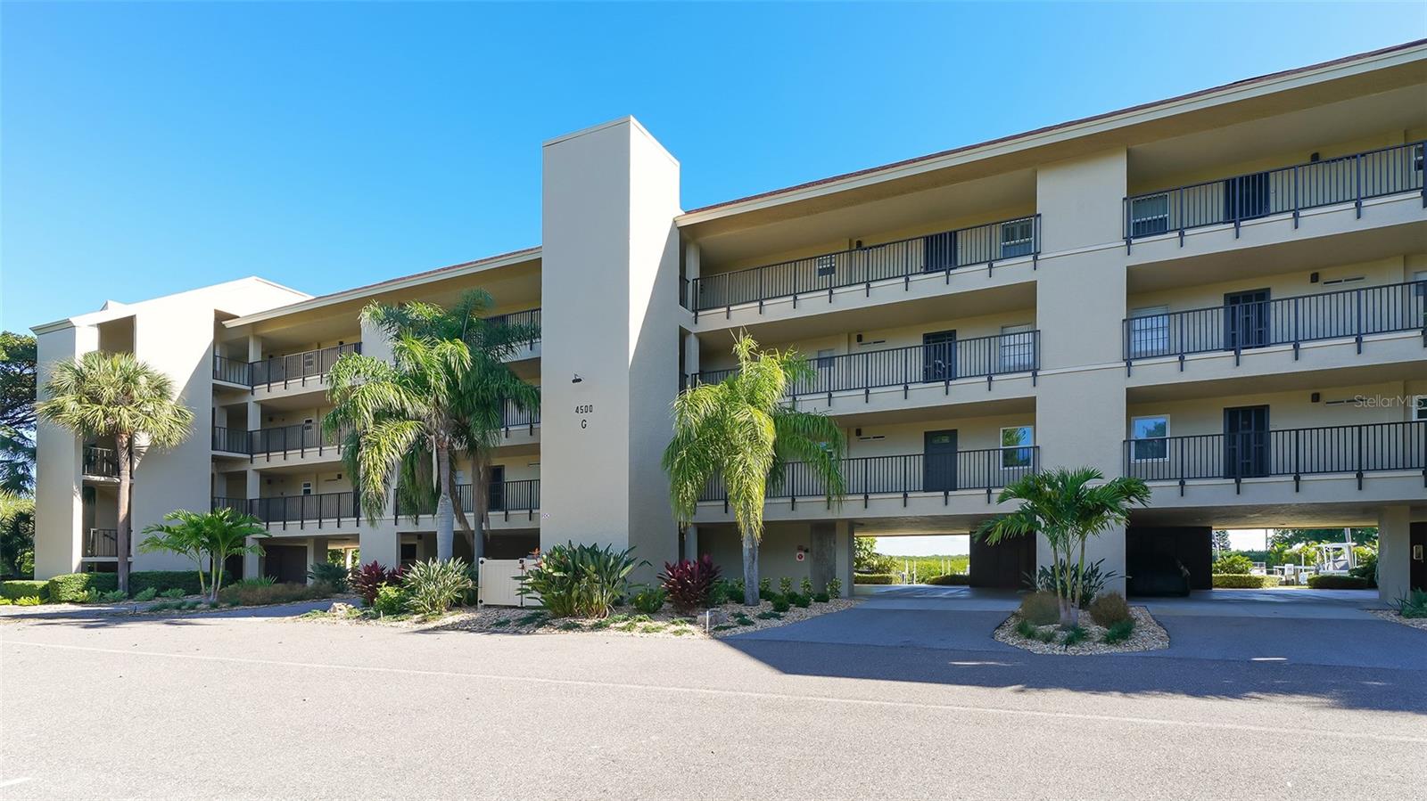 4500 GULF OF MEXICO DR #202, LONGBOAT KEY, FL, 34228