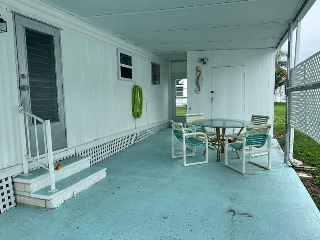 TB8425362 Property Photo