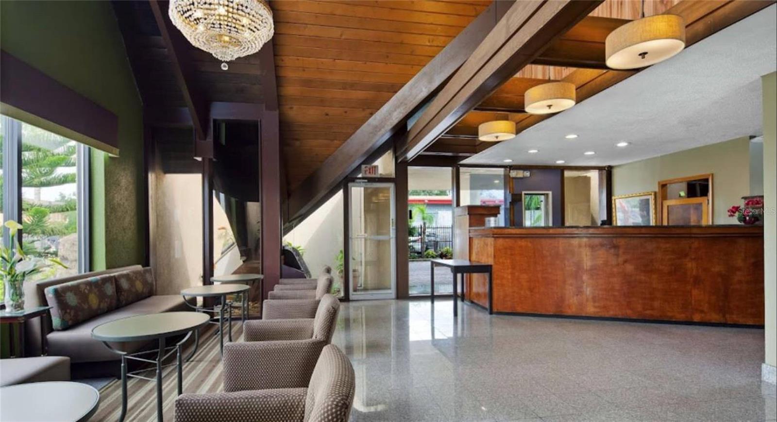 2014 W COLONIAL DR, ORLANDO, FL, 32804