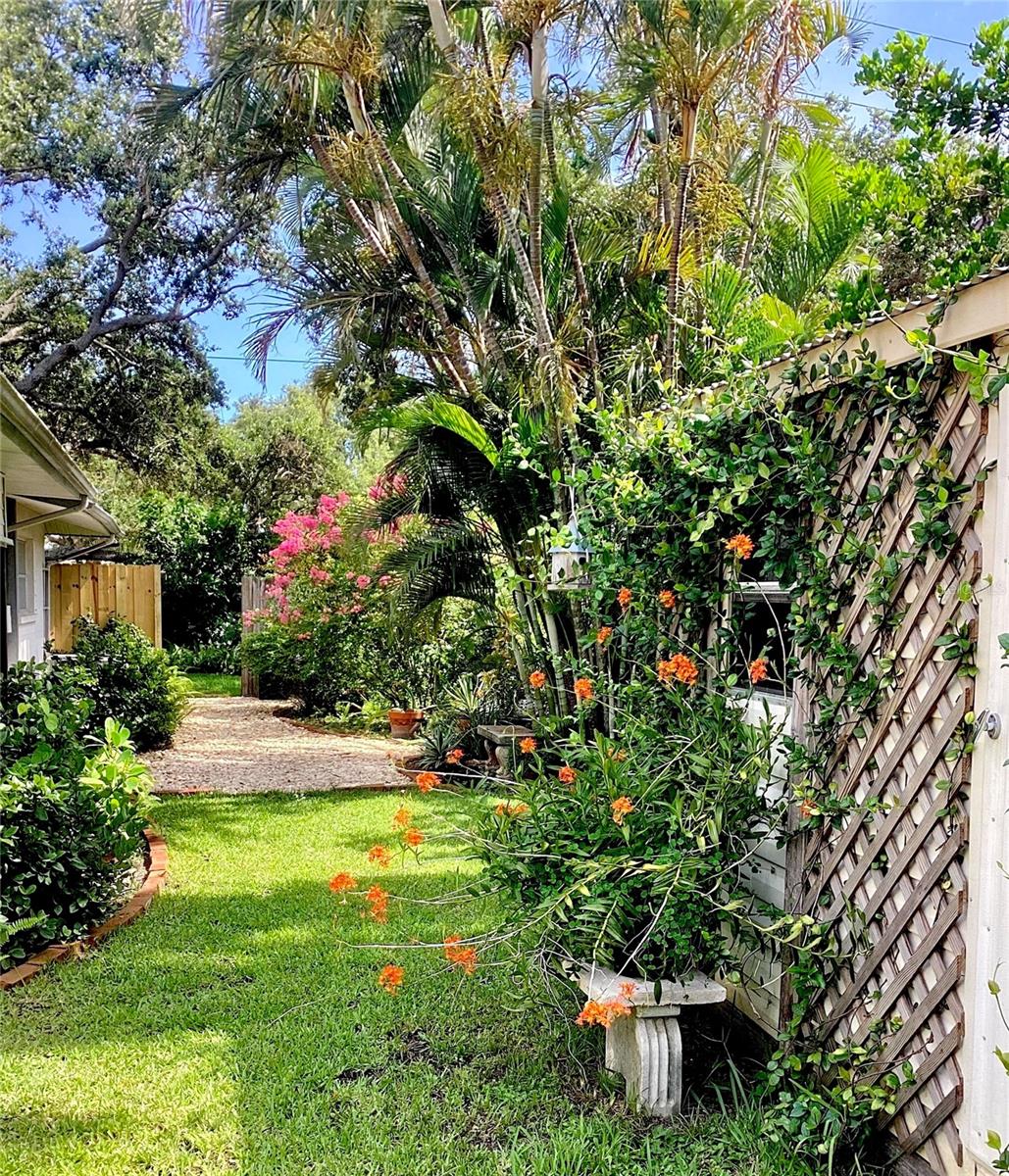 4718 CRYSTAL AVE, SARASOTA, FL, 34231