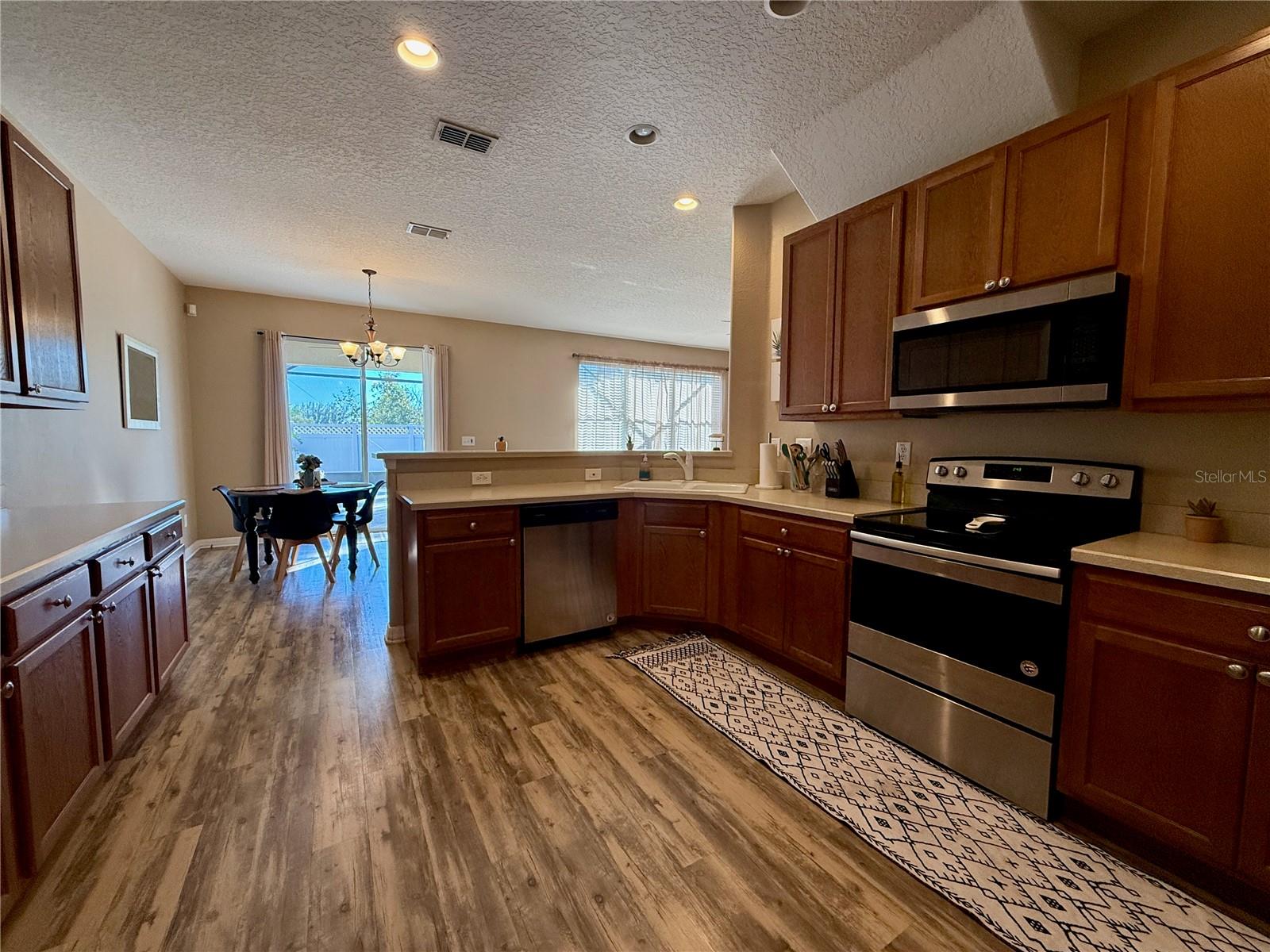 31734 SPOONFLOWER CIR, WESLEY CHAPEL, FL, 33545