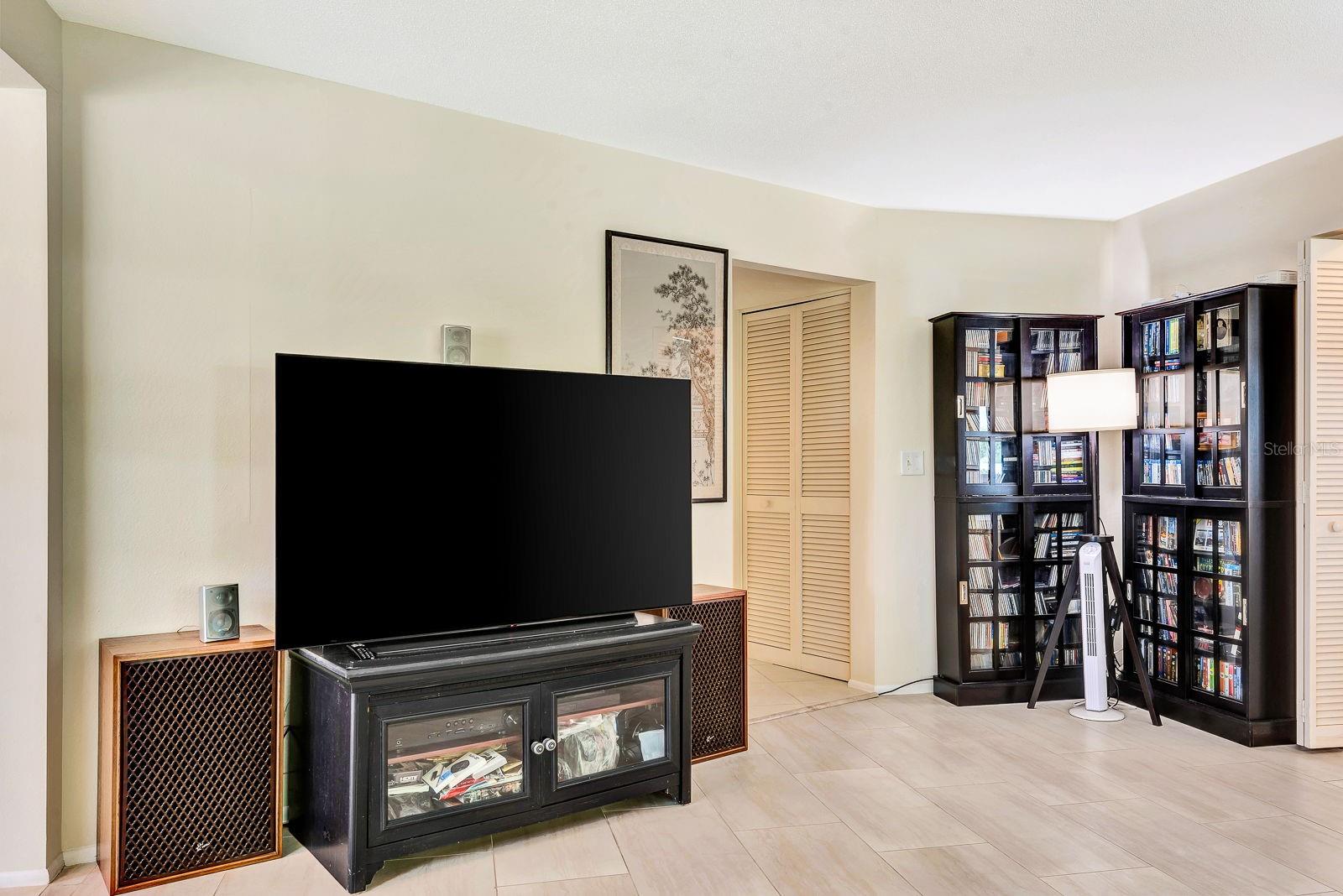 1235 PINE NEEDLE RD, VENICE, FL, 34285