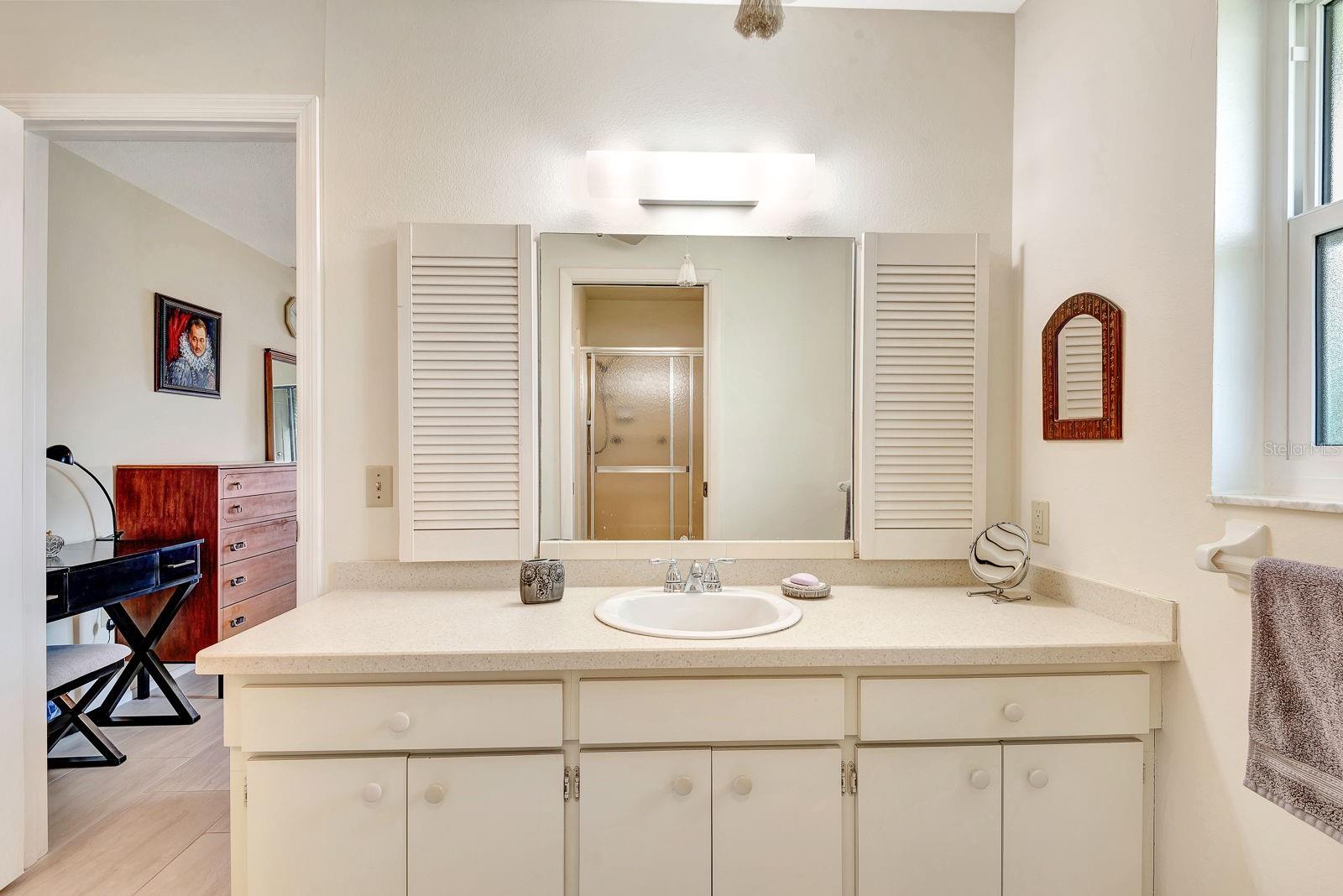 1235 PINE NEEDLE RD, VENICE, FL, 34285