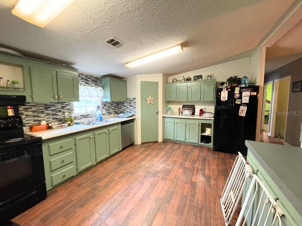 17080 SE 251ST TER, UMATILLA, FL, 32784