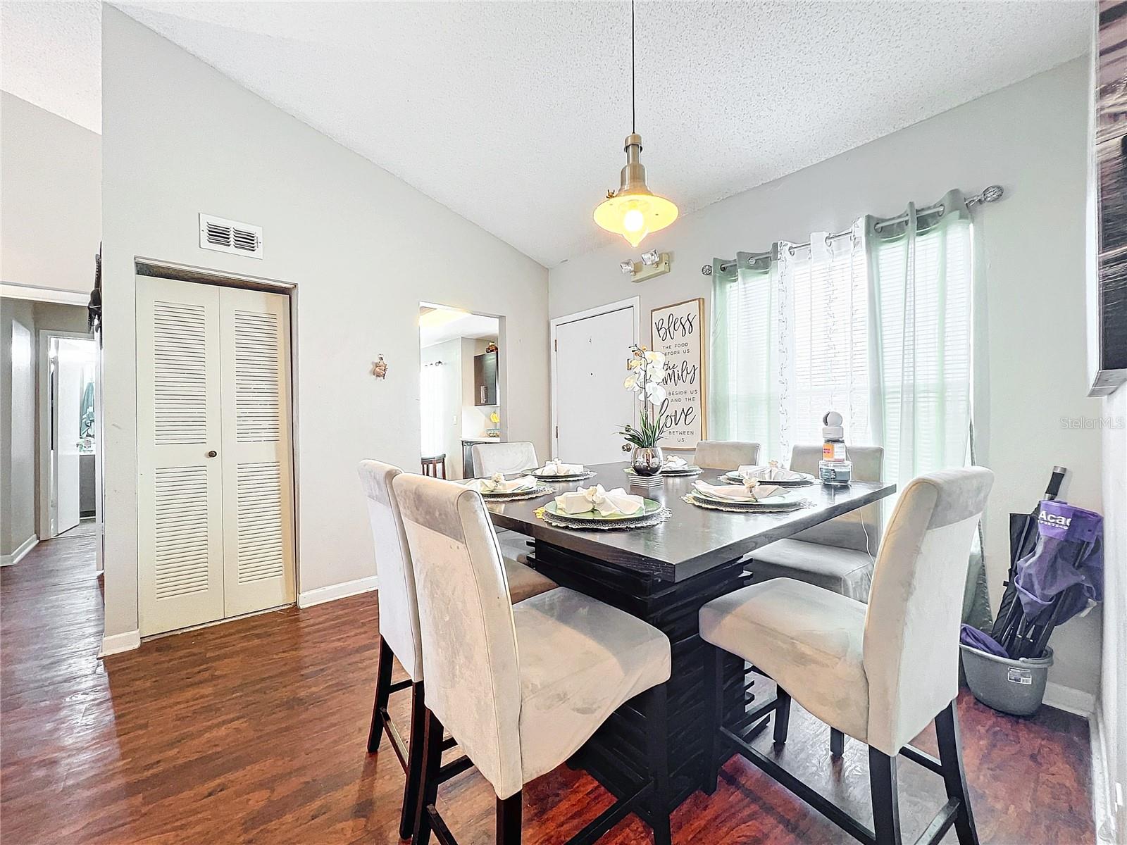 O6342397 Property Photo