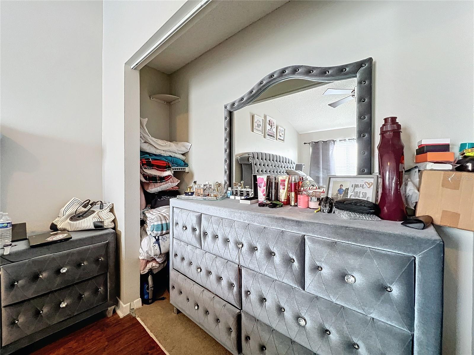 O6342397 Property Photo