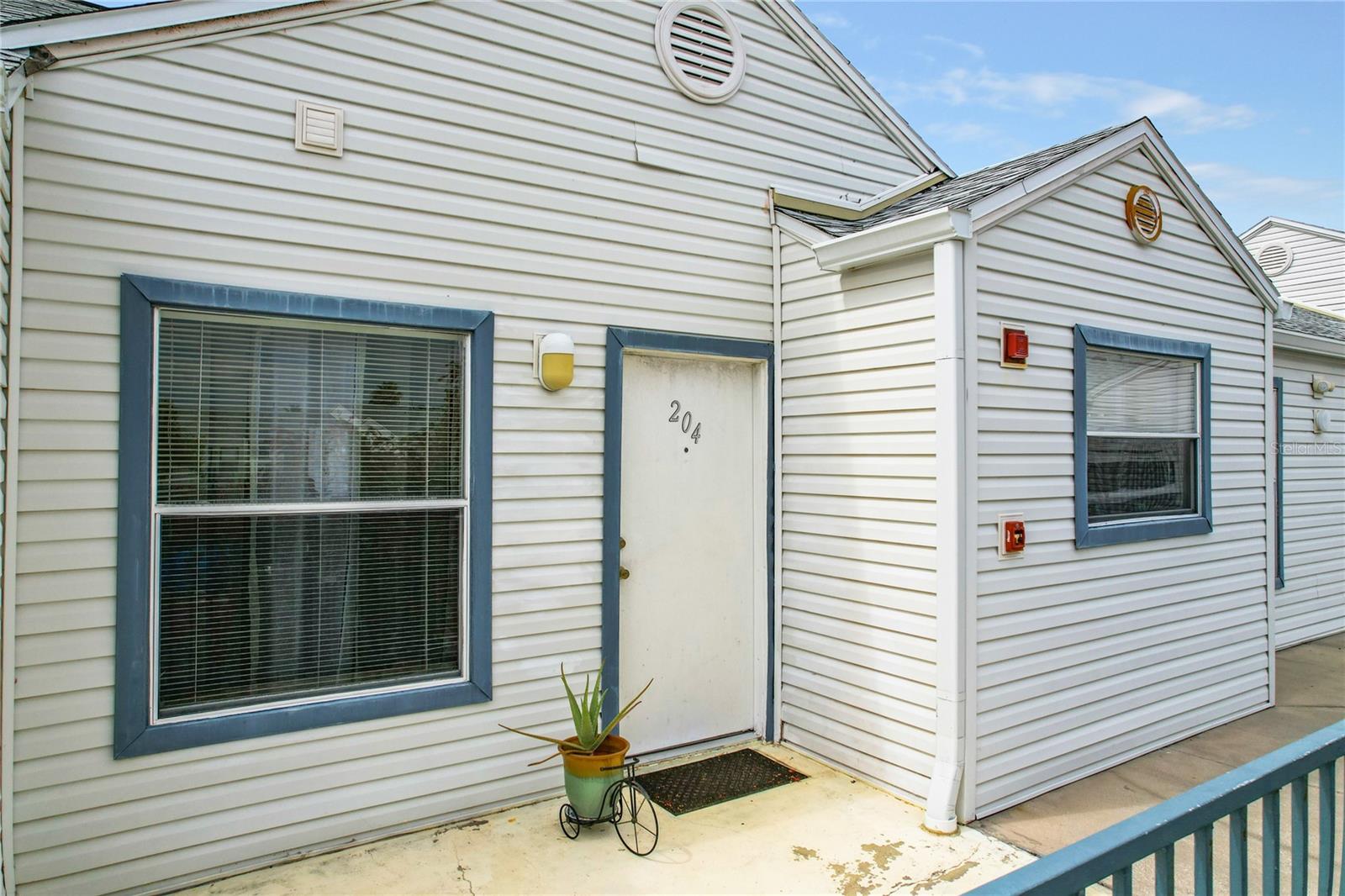 O6342397 Property Photo