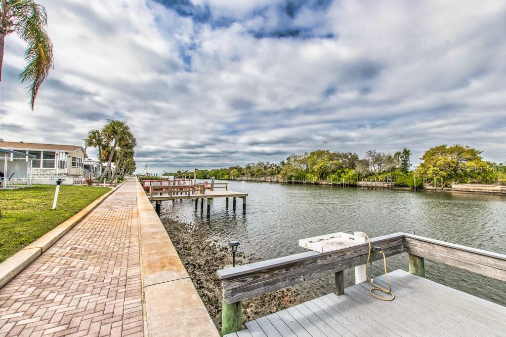 4851 W GANDY BLVD #B3L18, TAMPA, FL, 33611