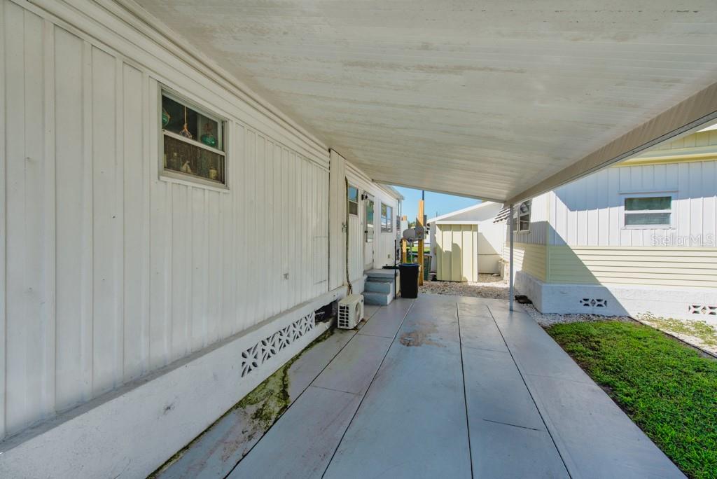 4851 W GANDY BLVD #B3L18, TAMPA, FL, 33611