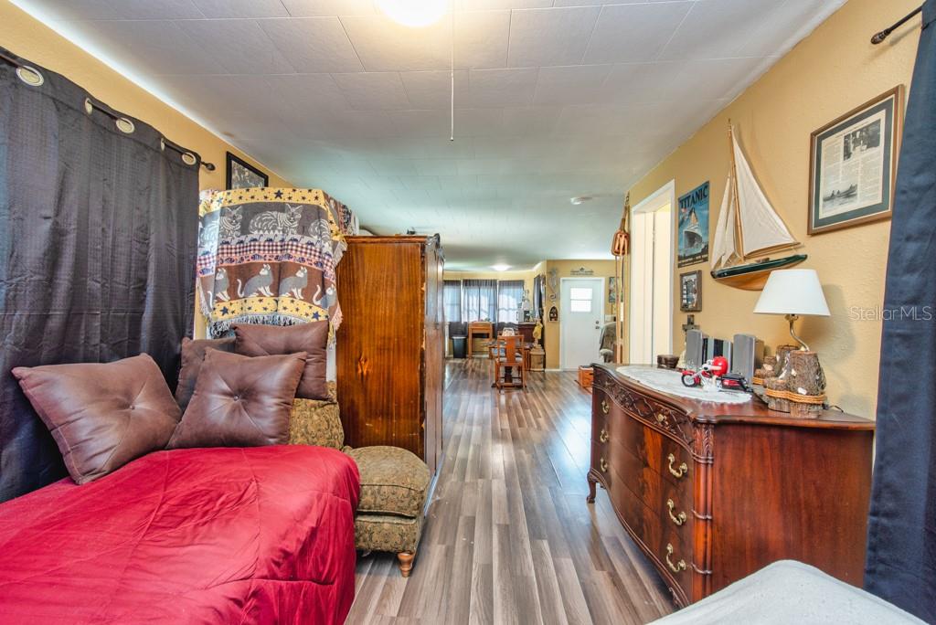 4851 W GANDY BLVD #B3L18, TAMPA, FL, 33611