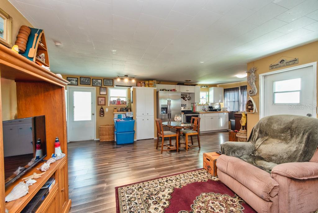 4851 W GANDY BLVD #B3L18, TAMPA, FL, 33611