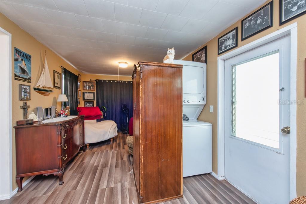 4851 W GANDY BLVD #B3L18, TAMPA, FL, 33611