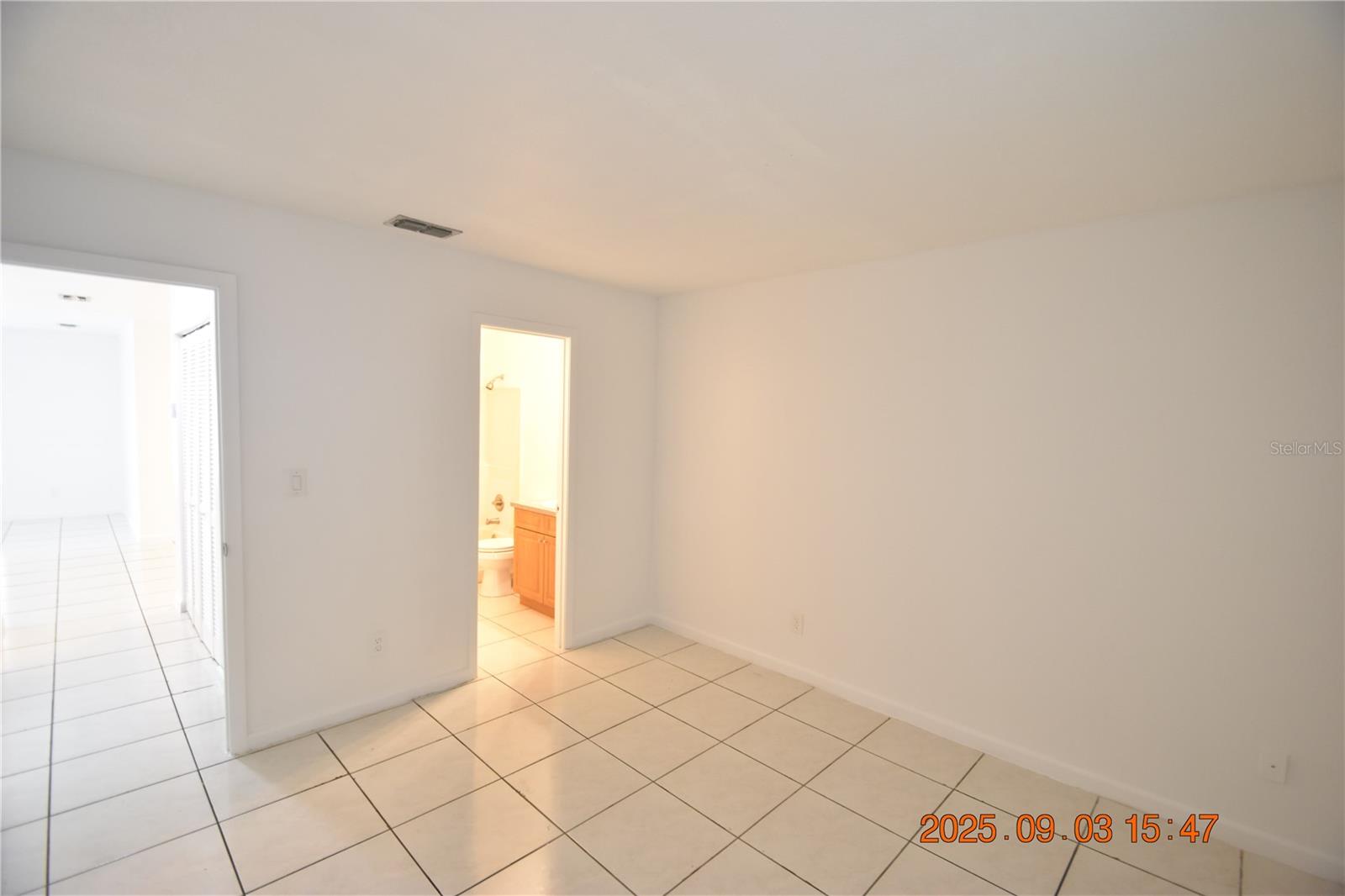 6618 N CHURCH AVE, TAMPA, FL, 33614