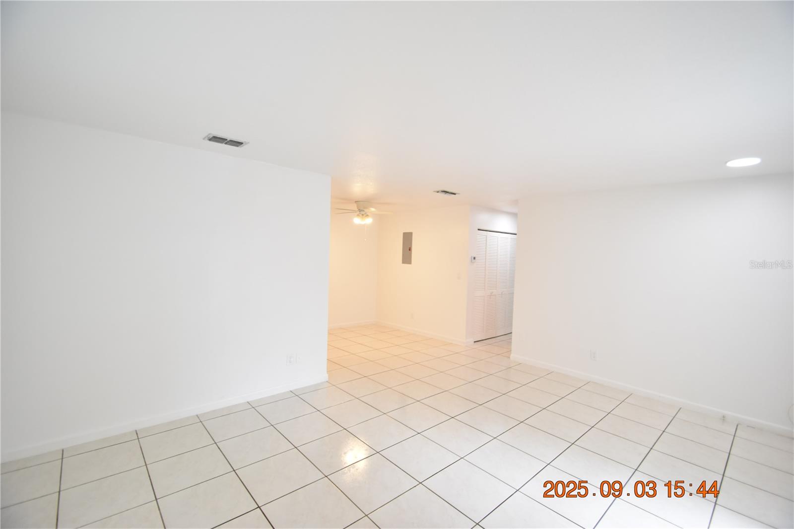 6618 N CHURCH AVE, TAMPA, FL, 33614