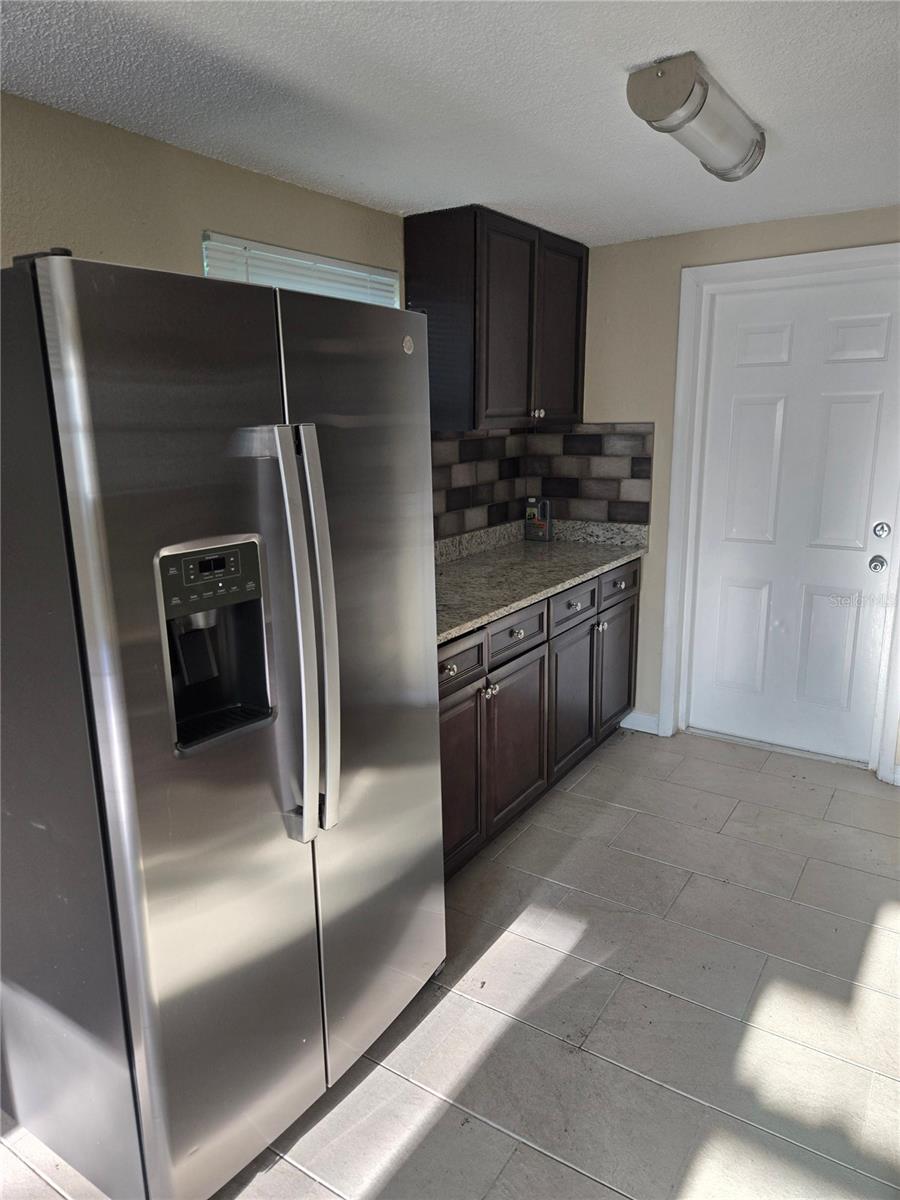 1503 E NAVAJO AVE #B, TAMPA, FL, 33612