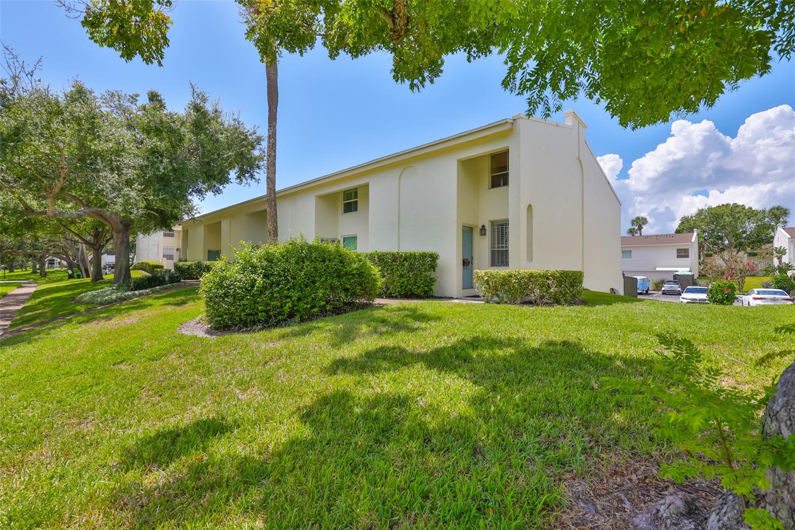 4513 W LA VILLA LN, TAMPA, FL, 33611