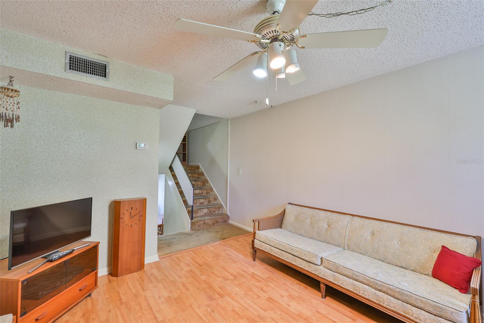 4513 W LA VILLA LN, TAMPA, FL, 33611