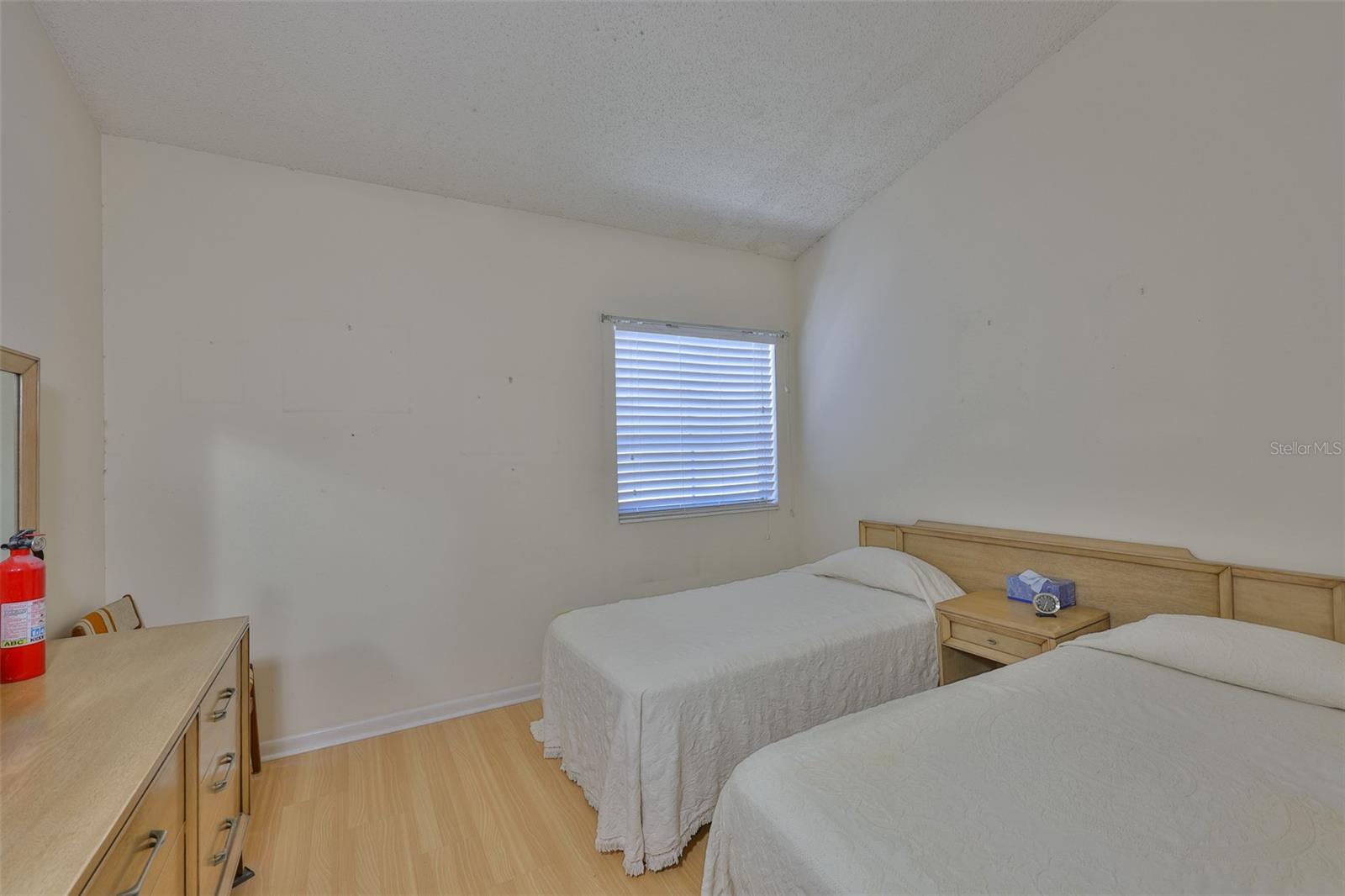 4513 W LA VILLA LN, TAMPA, FL, 33611