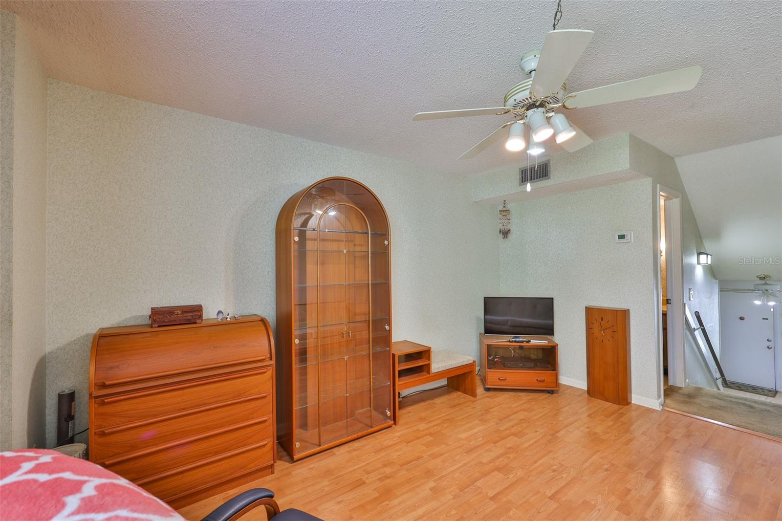 4513 W LA VILLA LN, TAMPA, FL, 33611