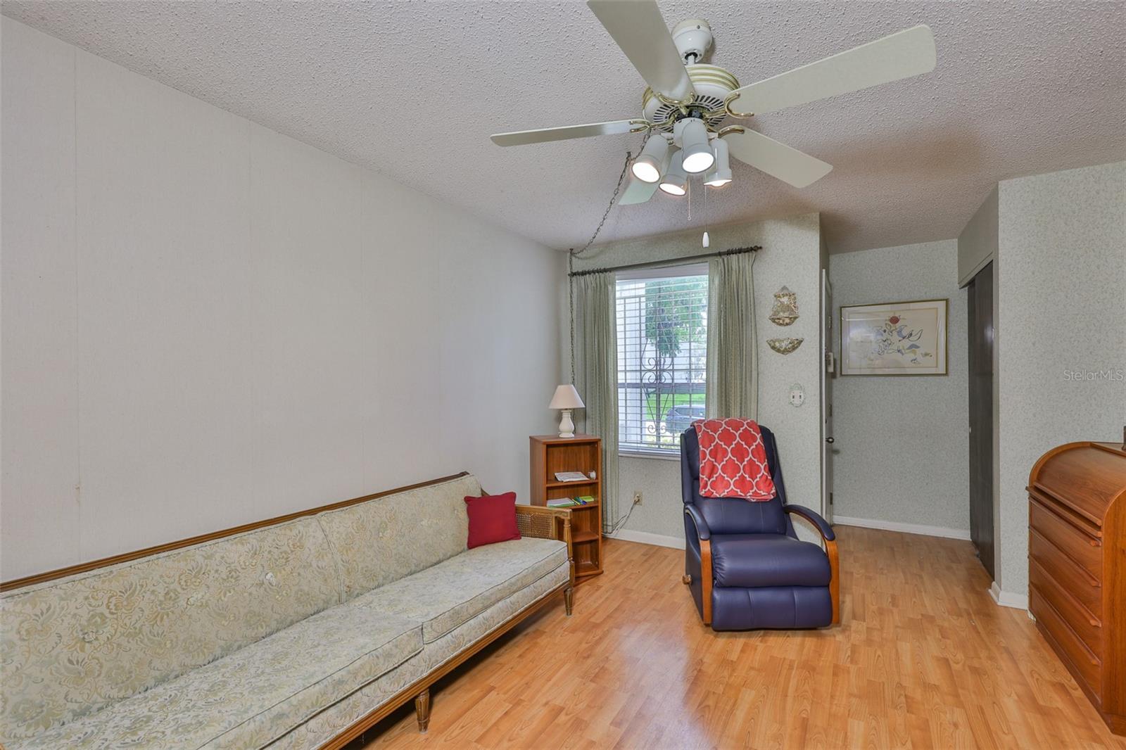 4513 W LA VILLA LN, TAMPA, FL, 33611