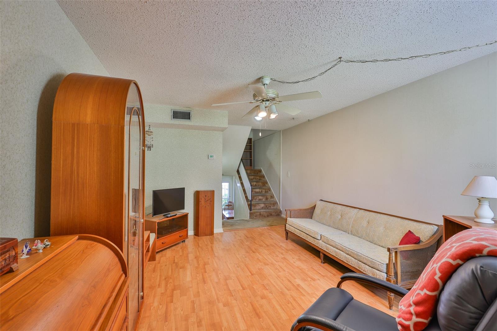 4513 W LA VILLA LN, TAMPA, FL, 33611