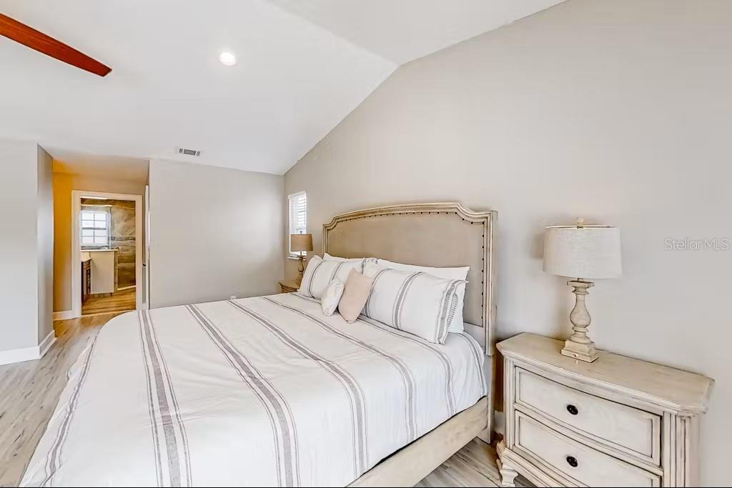 10 COMET CT, PALM COAST, FL, 32137