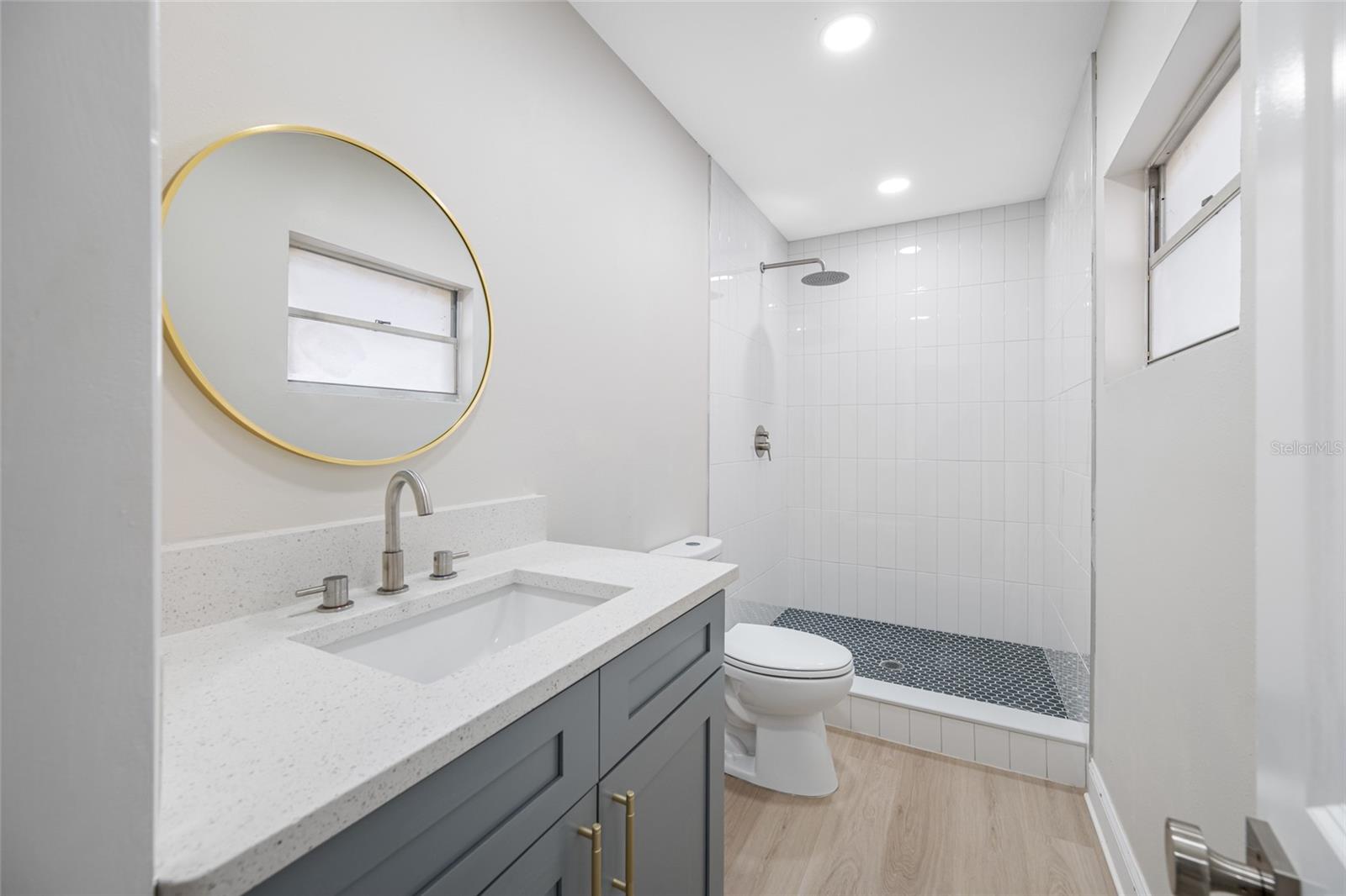 140 E DAVIS BLVD #4, TAMPA, FL, 33606