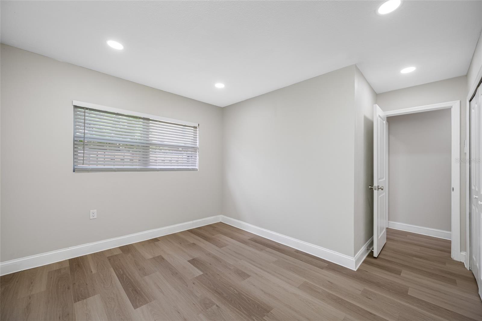 140 E DAVIS BLVD #4, TAMPA, FL, 33606