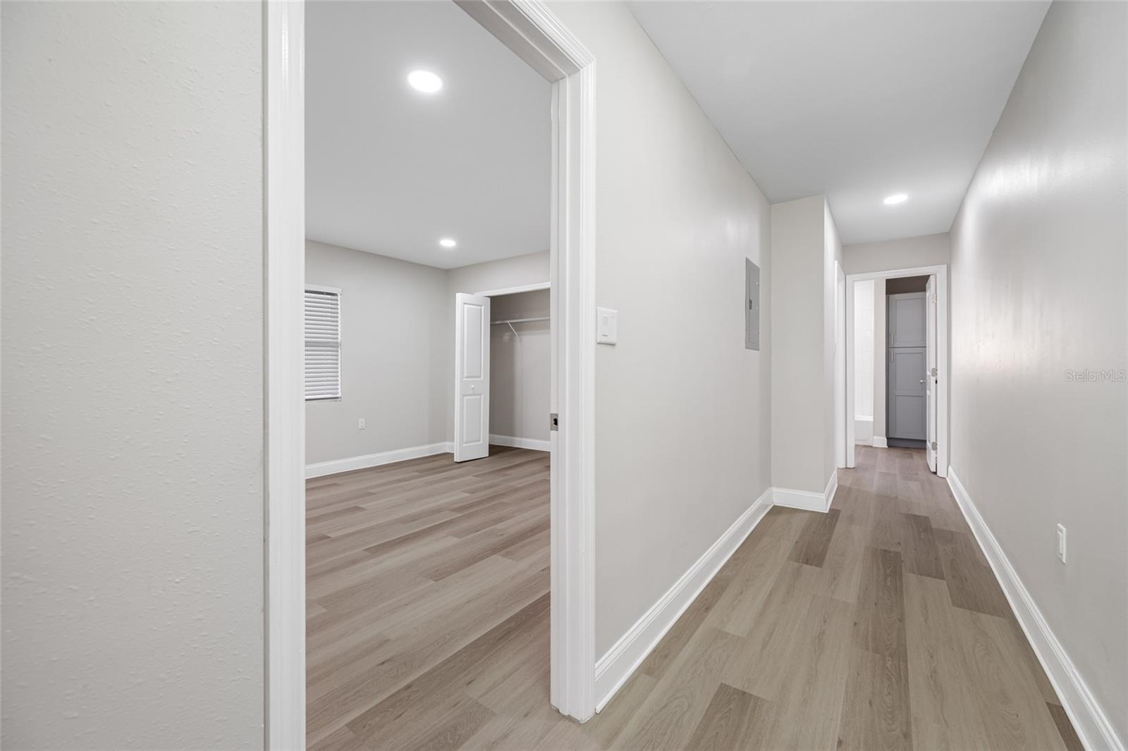 140 E DAVIS BLVD #4, TAMPA, FL, 33606