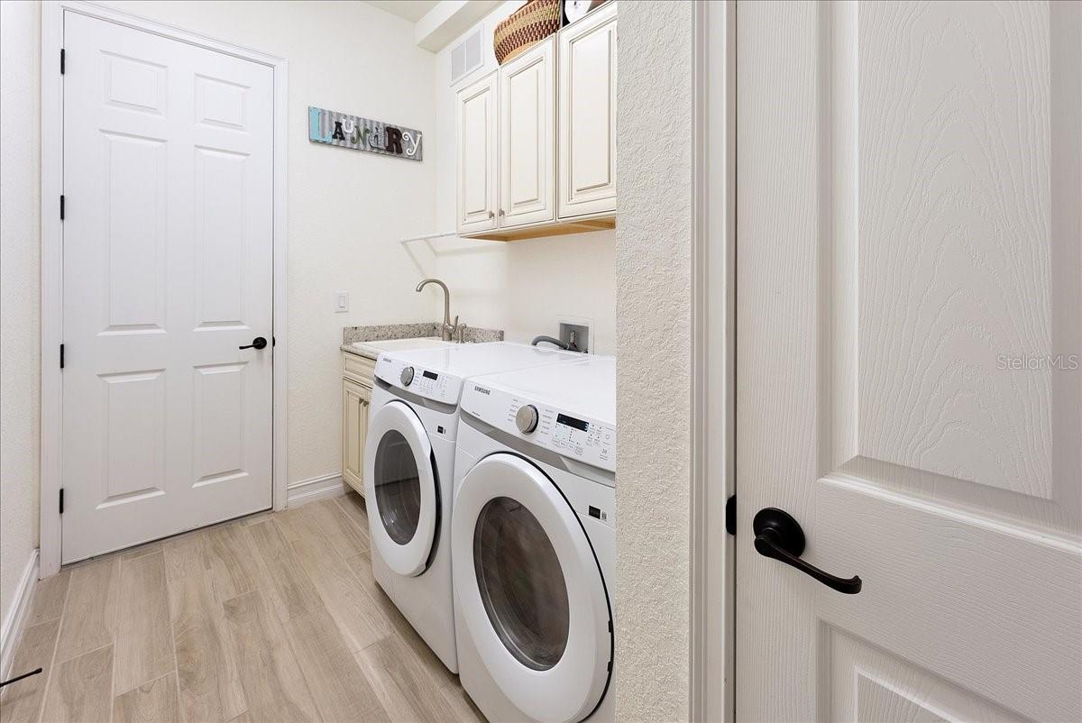 5553 MULLIGAN WAY, BRADENTON, FL, 34211