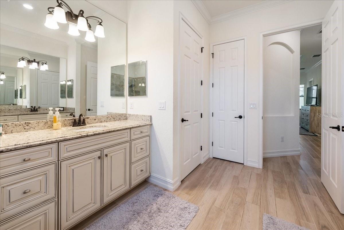 5553 MULLIGAN WAY, BRADENTON, FL, 34211