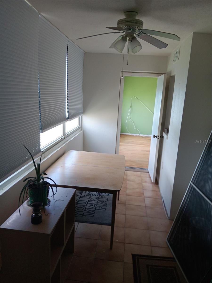 4775 COVE CIR #1102, ST PETERSBURG, FL, 33708