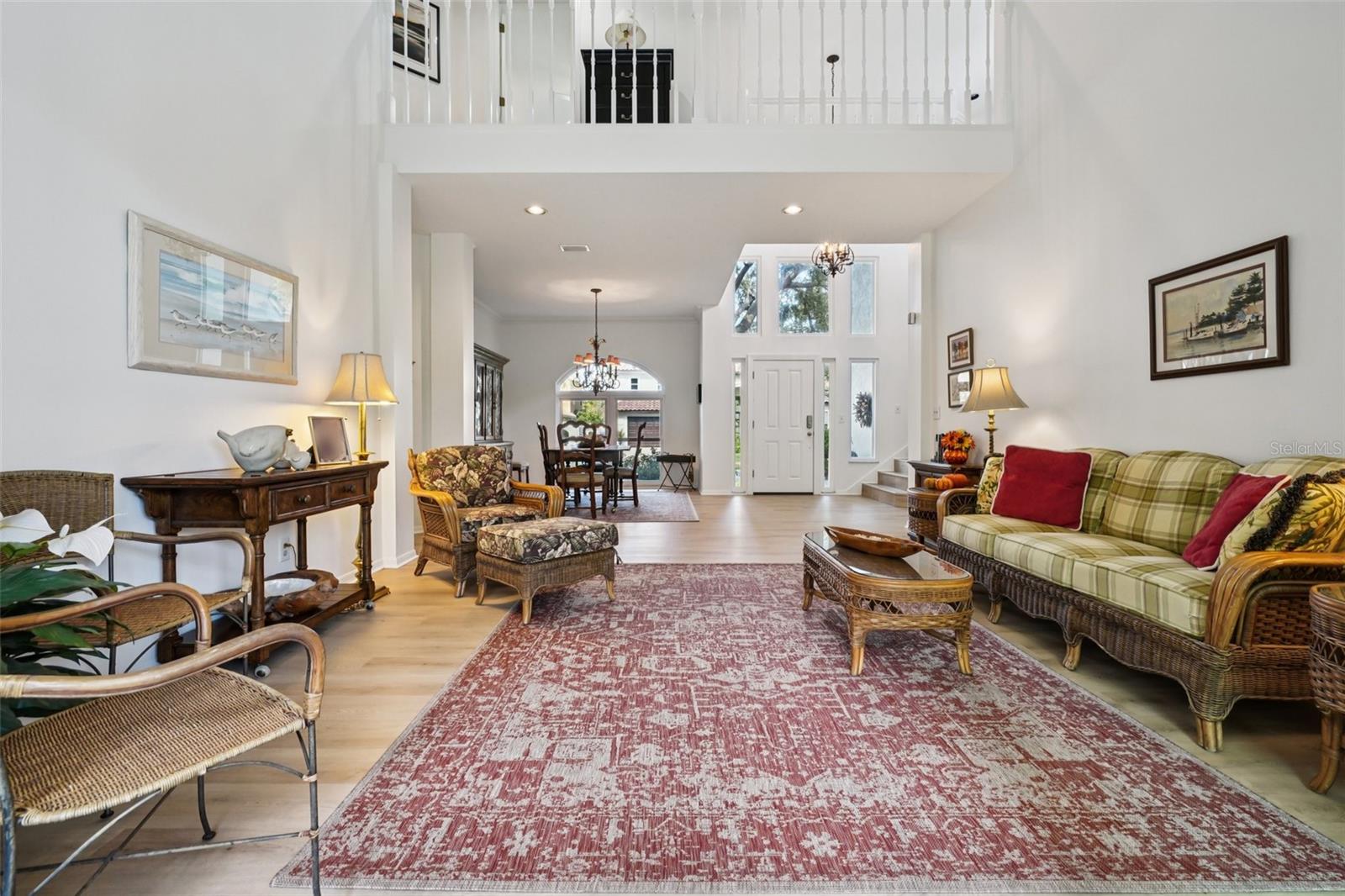 660 BAY LAUREL CT NE, ST PETERSBURG, FL, 33703