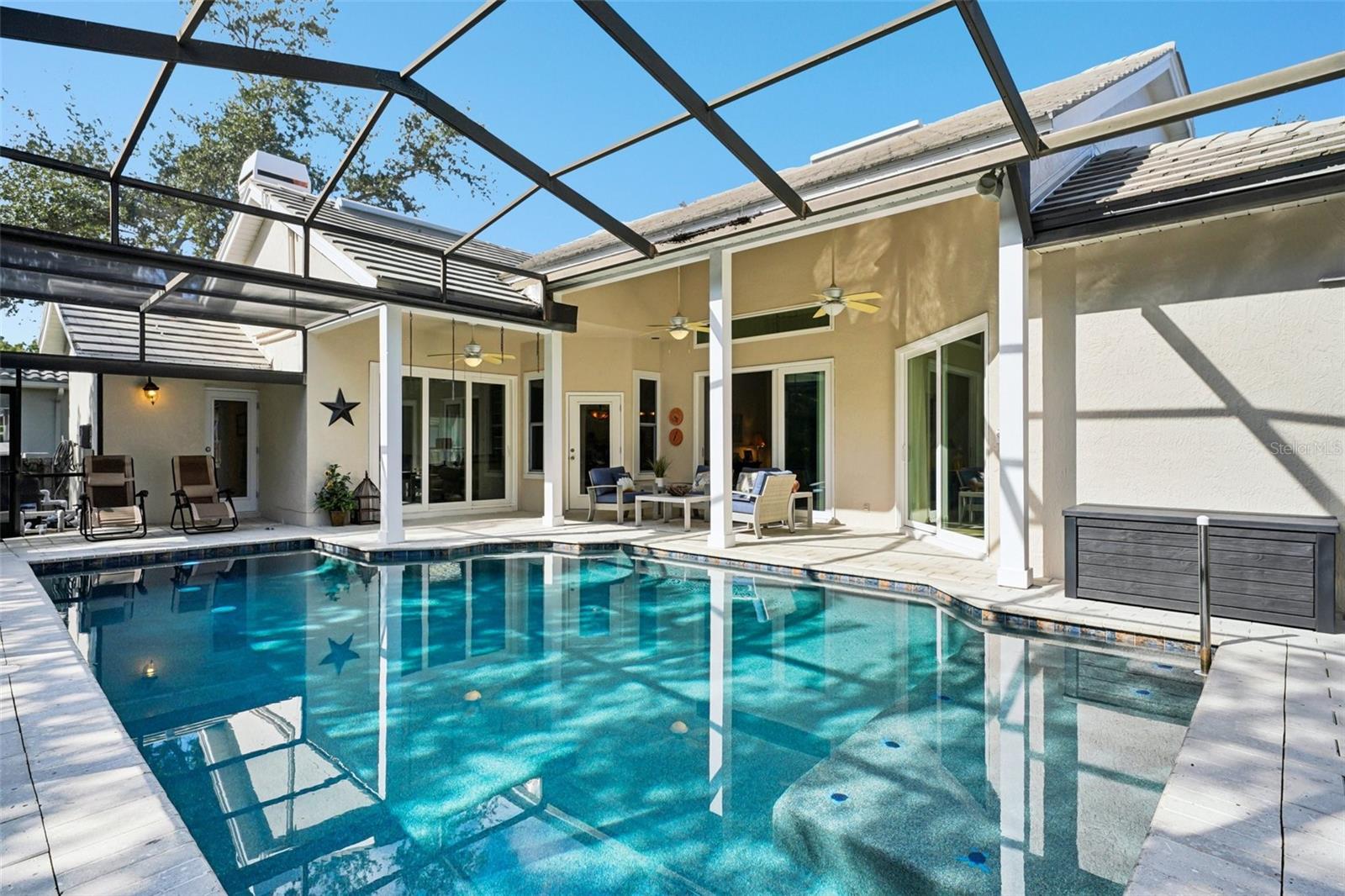 660 BAY LAUREL CT NE, ST PETERSBURG, FL, 33703