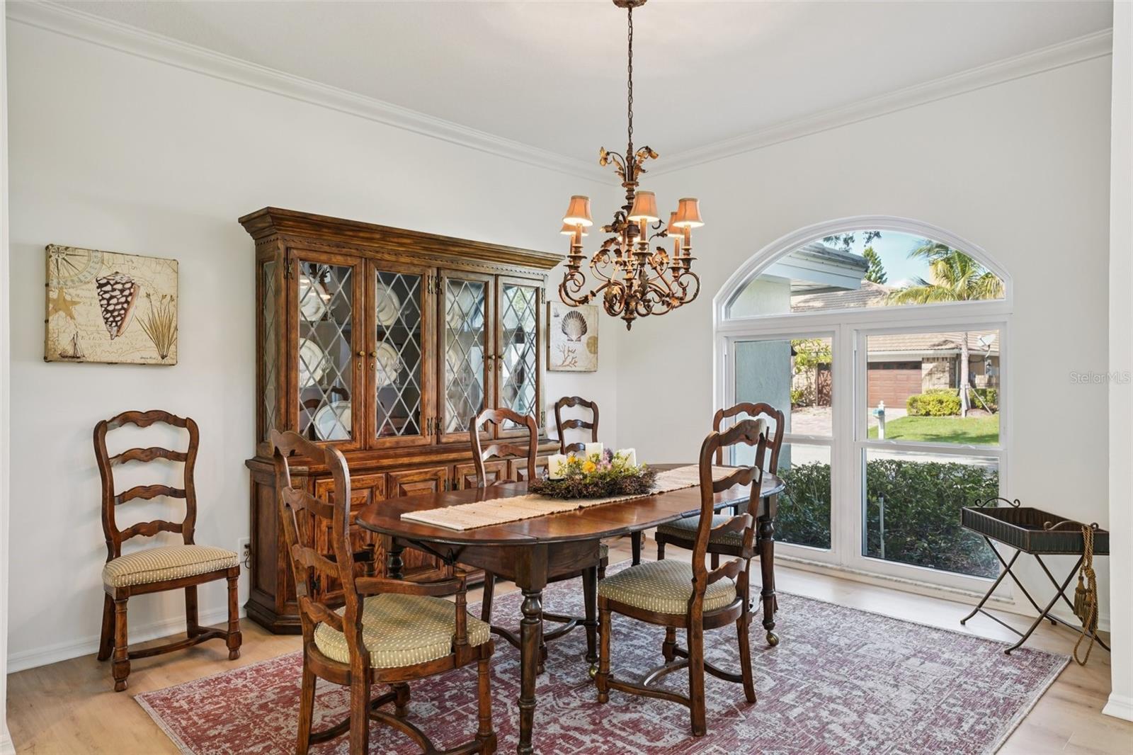 660 BAY LAUREL CT NE, ST PETERSBURG, FL, 33703