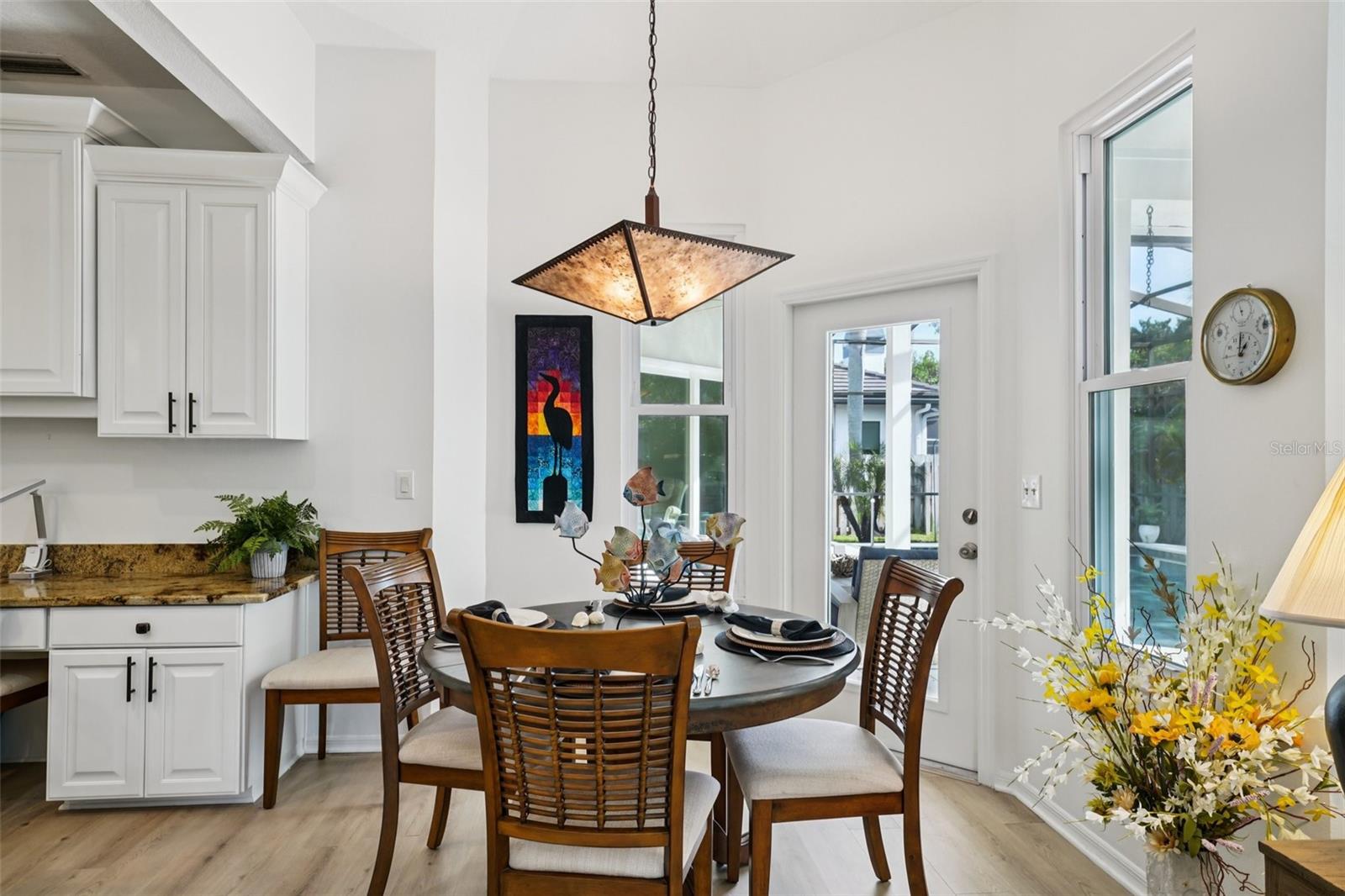 660 BAY LAUREL CT NE, ST PETERSBURG, FL, 33703