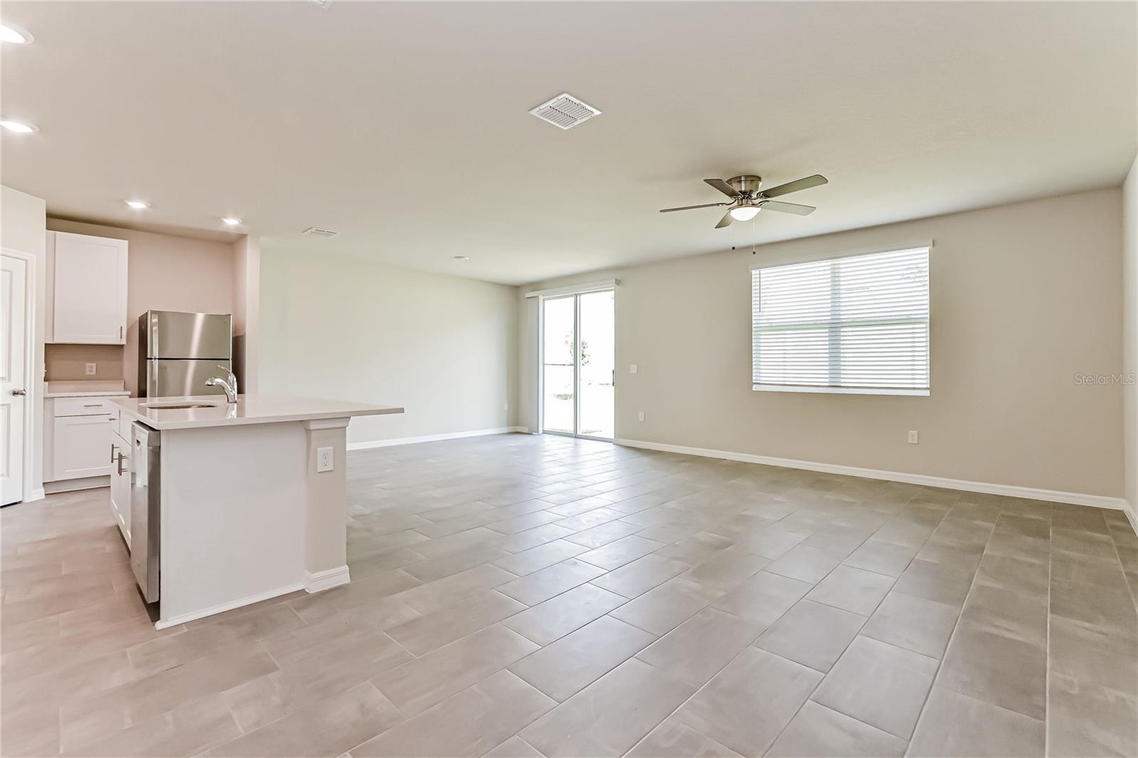 1090 OAK VALLEY DR, AUBURNDALE, FL, 33823