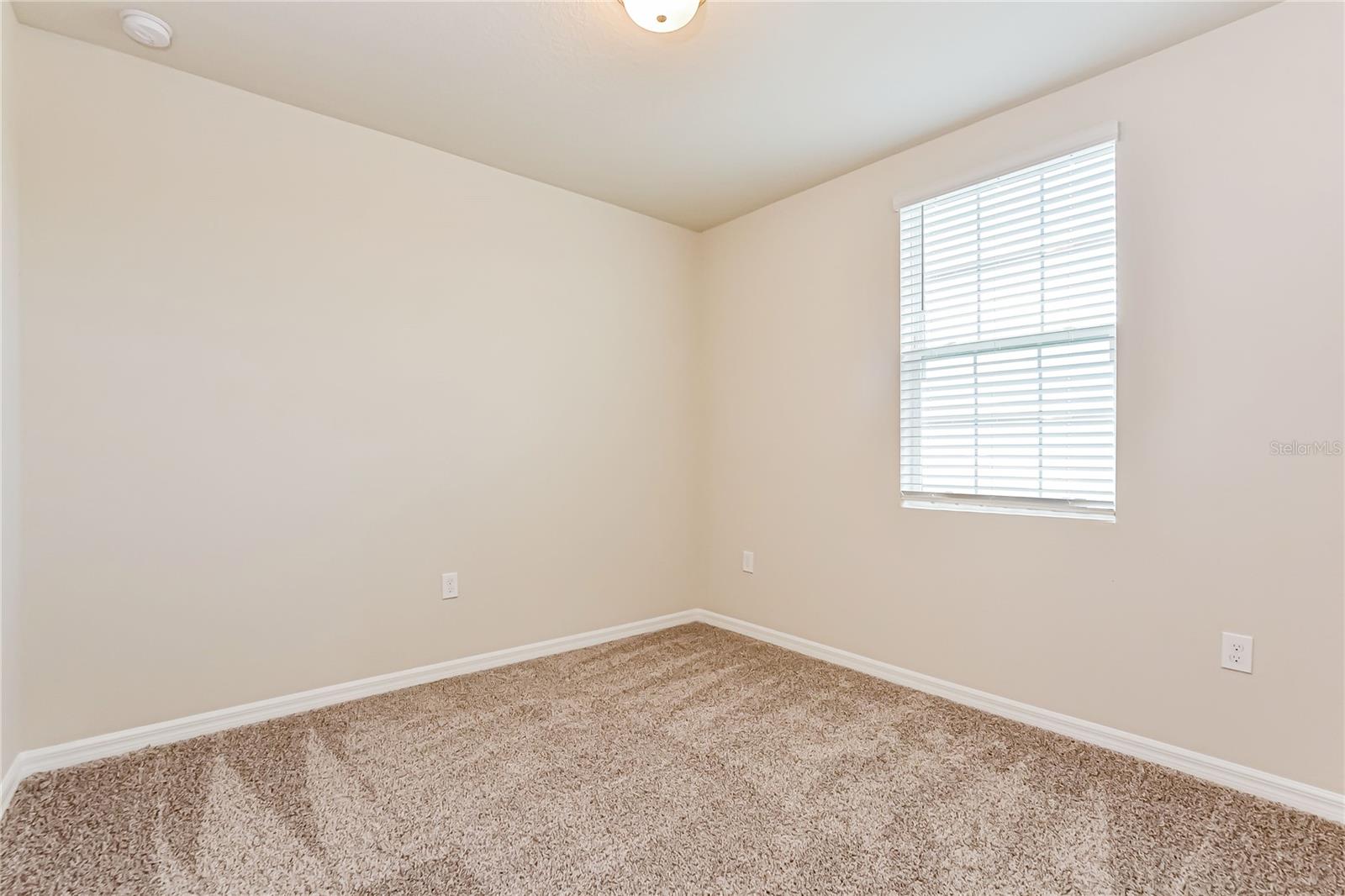 1090 OAK VALLEY DR, AUBURNDALE, FL, 33823