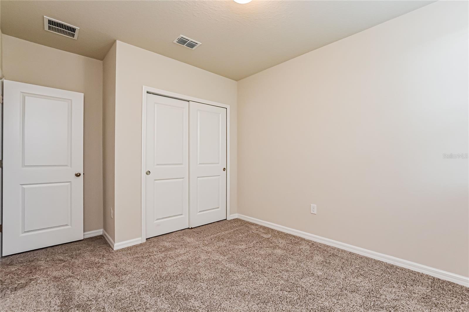 1090 OAK VALLEY DR, AUBURNDALE, FL, 33823