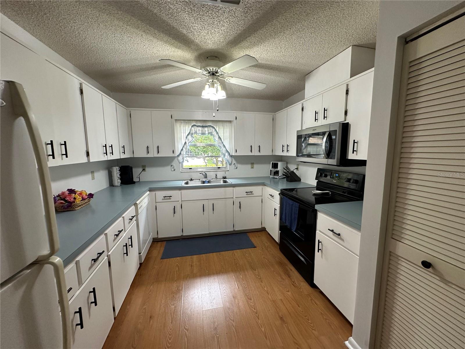 8801 SW 92ND ST #B, OCALA, FL, 34481