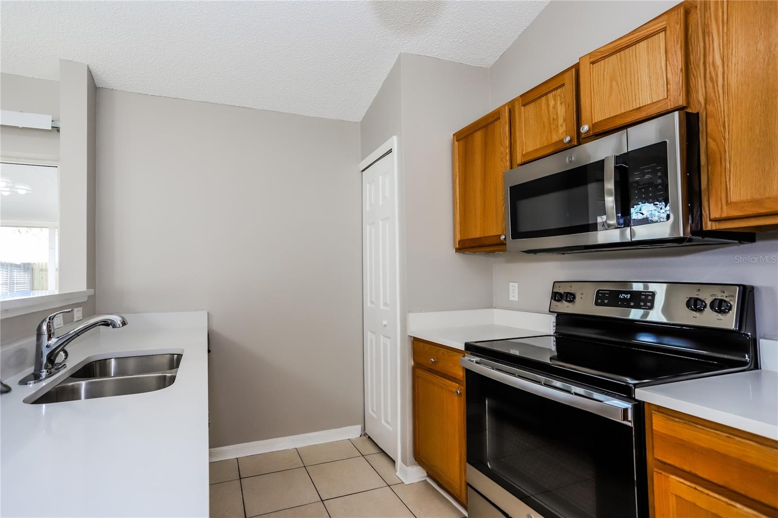 11738 IVY FLOWER LOOP, RIVERVIEW, FL, 33578