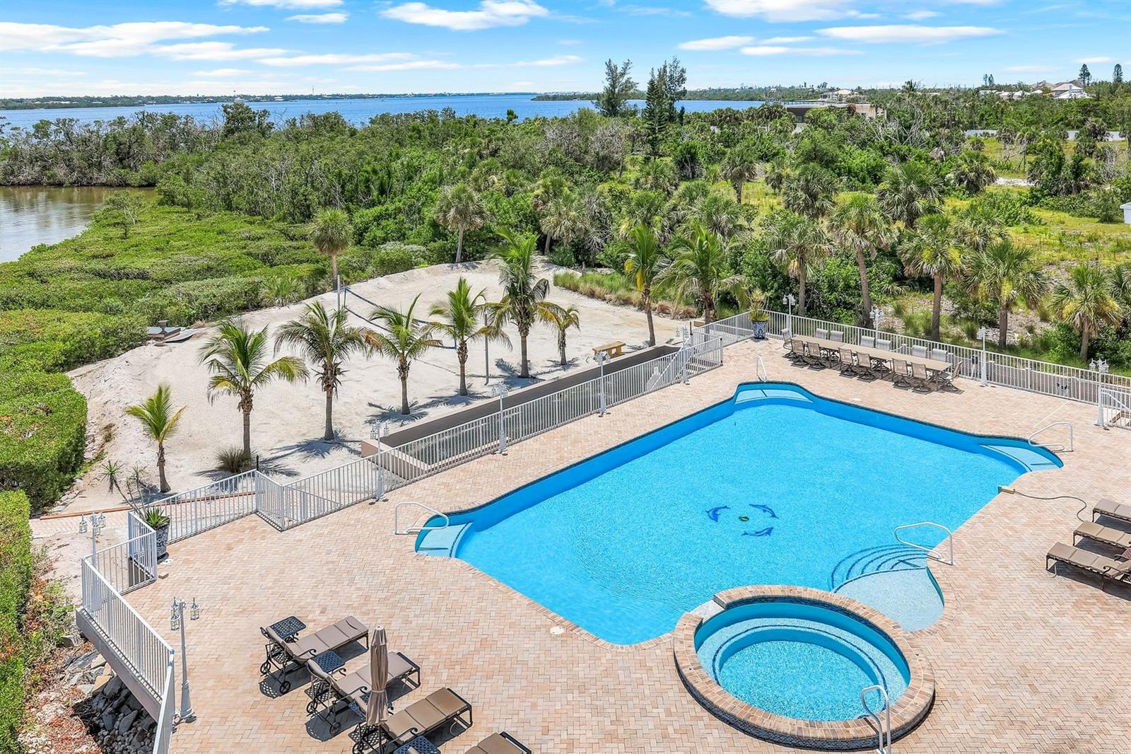 N6140444 Property Photo