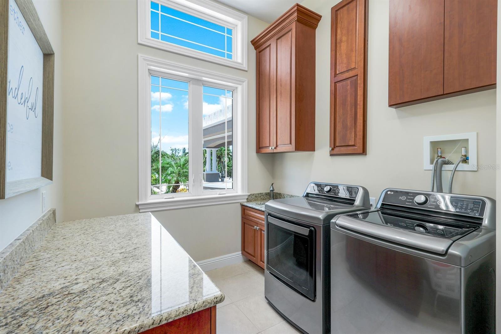 N6140444 Property Photo