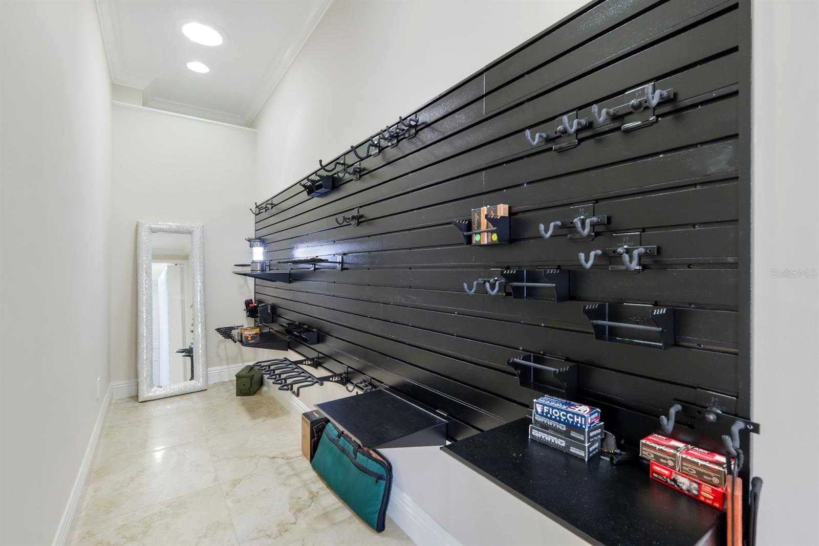 N6140444 Property Photo