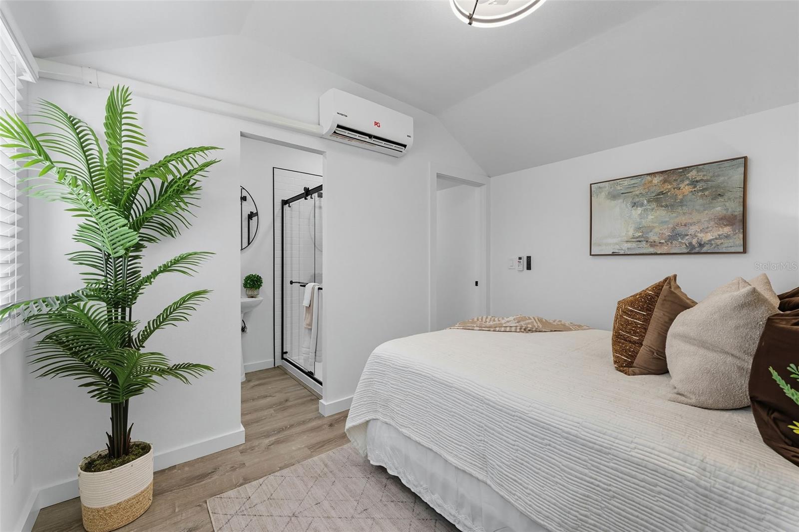 6470 64TH AVE N, PINELLAS PARK, FL, 33781